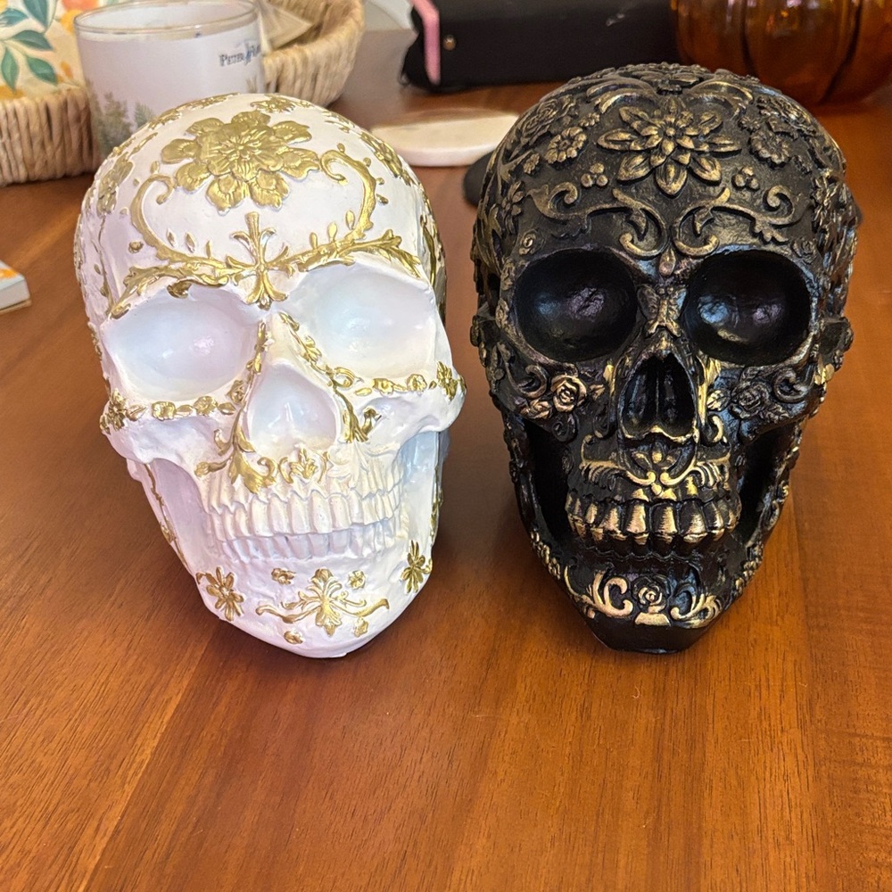 Decorative Skull Set with Gold Accents